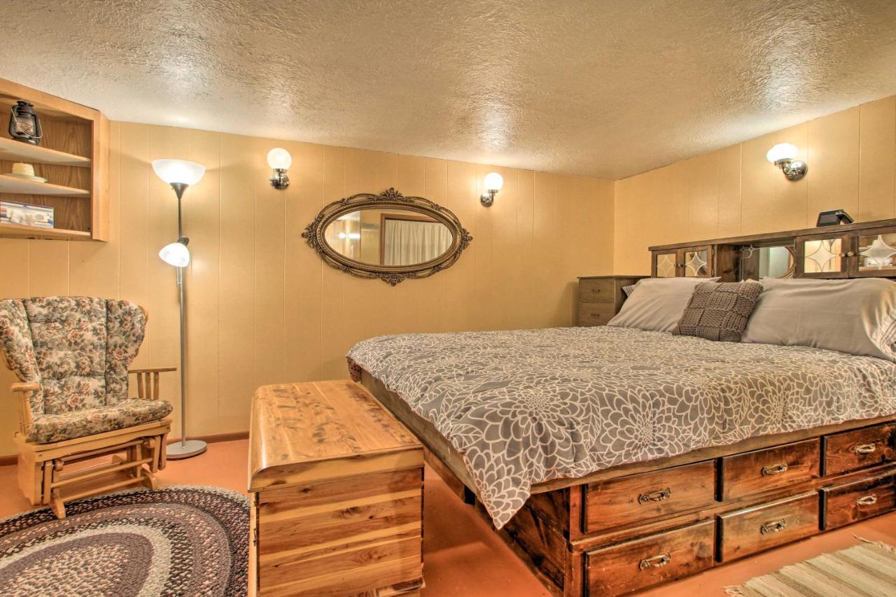 Cozy Home With Hot Tub Half Mi To Salmon River! 外观 照片