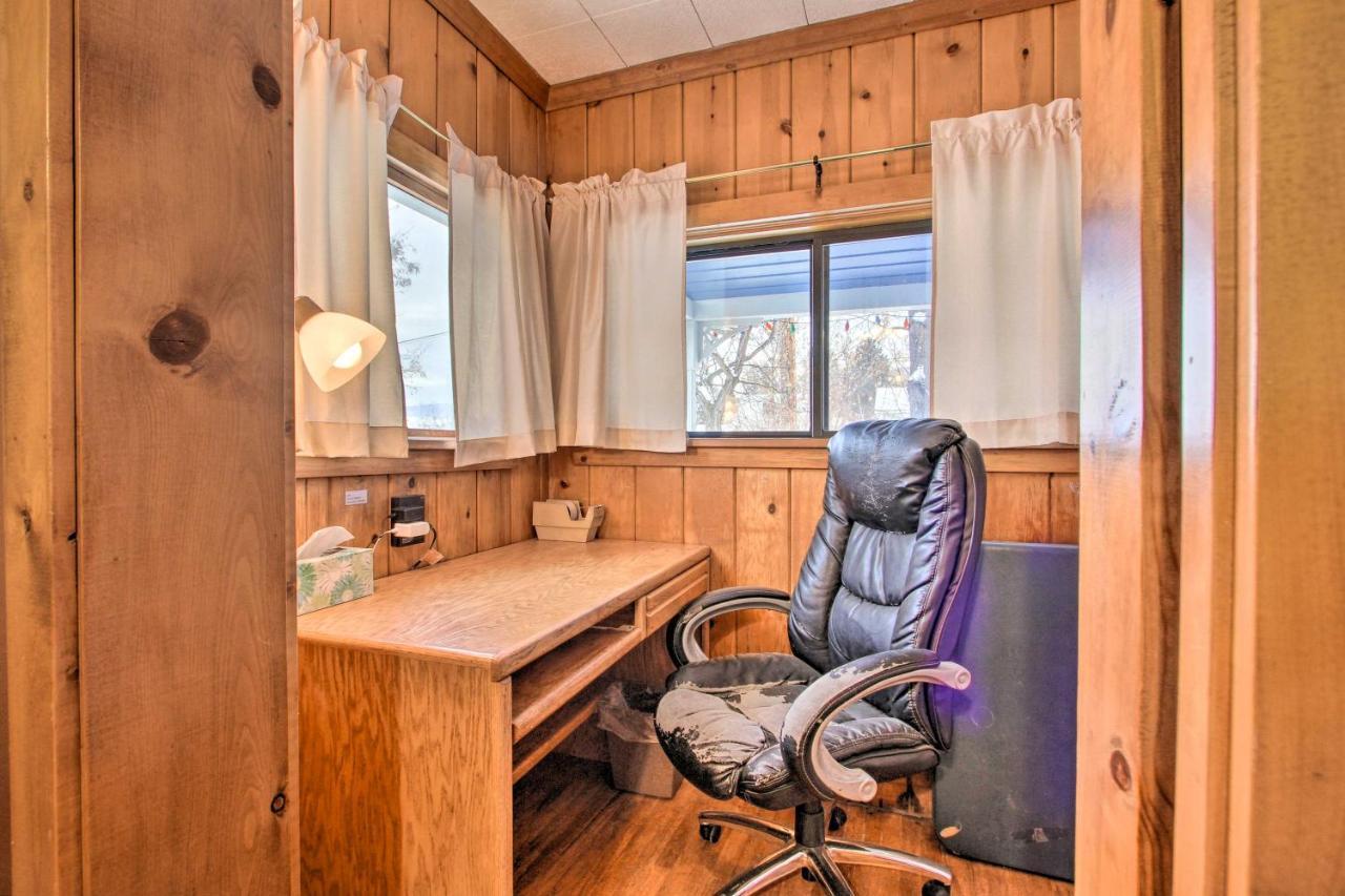 Cozy Home With Hot Tub Half Mi To Salmon River! 外观 照片