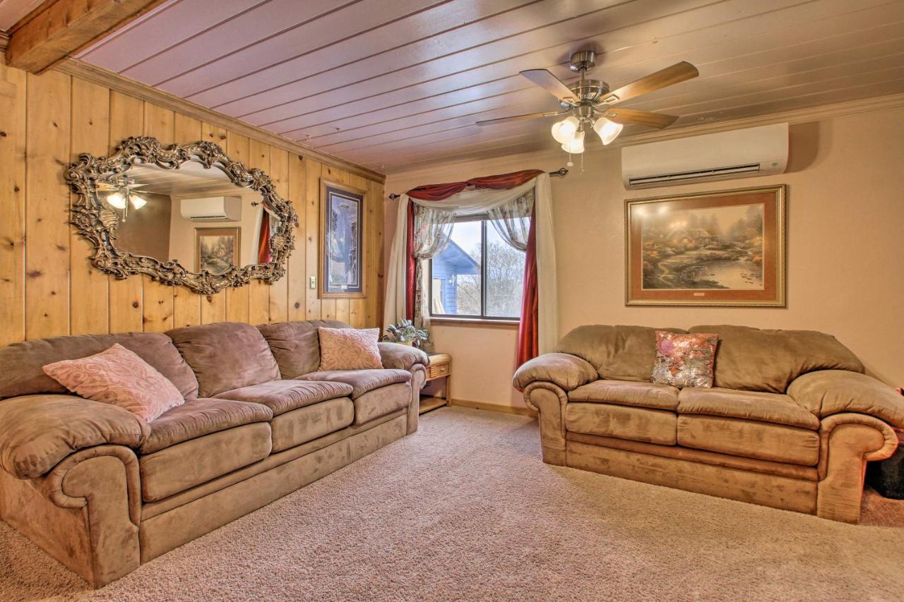 Cozy Home With Hot Tub Half Mi To Salmon River! 外观 照片